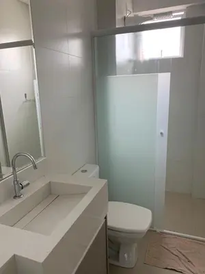 Uma casa de banho em Apto aconchegante e elegante Morretes itapema