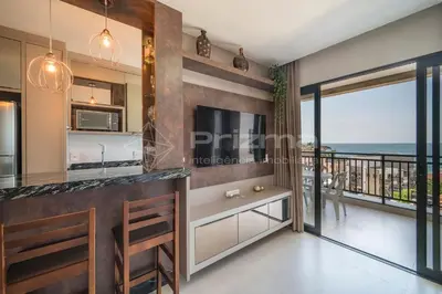 A cozinha ou kitchenette de 502 Bl 01 - WaldGarten Bombinhas - Condomínio 50 m do Mar e Frente Avenida - Condomínio de Alto Padrão - Piscina - Academia - Salão de jogos