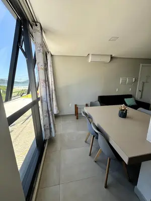 A planta de Apartamento Frente Mar Vista Lateral