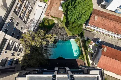 A piscina em ou perto de 303 Bl 03 - WaldGarten Bombinhas - 50 m do Mar - Condomínio de Alto Padrão - Piscina - Academia - Salão de jogos