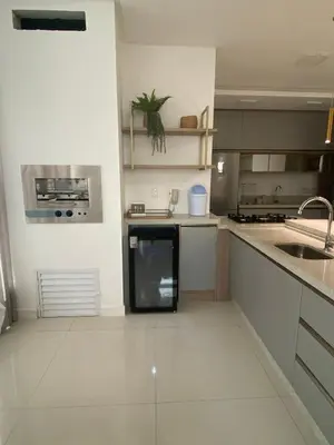 A cozinha ou kitchenette de Apto Almeida e Moraes 3 Suítes vista mar