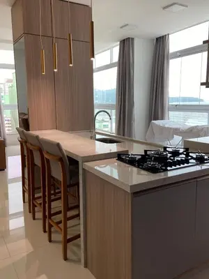 A cozinha ou kitchenette de Apto Almeida e Moraes 3 Suítes vista mar