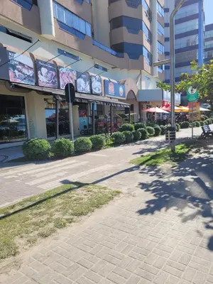 A vizinhança circundante ou próxima do apartamento