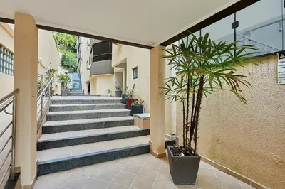 A planta de 844 Apto sobre Avenida Bombinhas