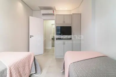 Uma cama ou camas num quarto em PM 304 · Excelente Apartamento de 2 quartos em condomínio com Piscina e Academia
