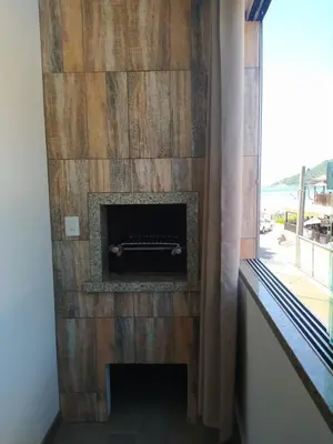 A planta de Com uma linda vista para o mar, á 30m da praia.