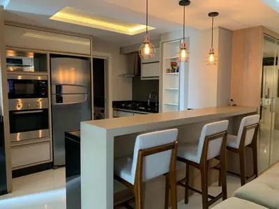 A cozinha ou kitchenette de Beira Mar com Excelente Localização